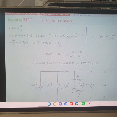 미지수를 포함한 연립방정식 질문